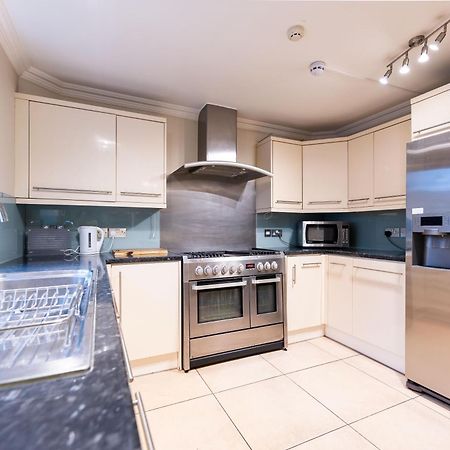 Luxury 6 Bedroom House In Southwick Street London Eksteriør bilde