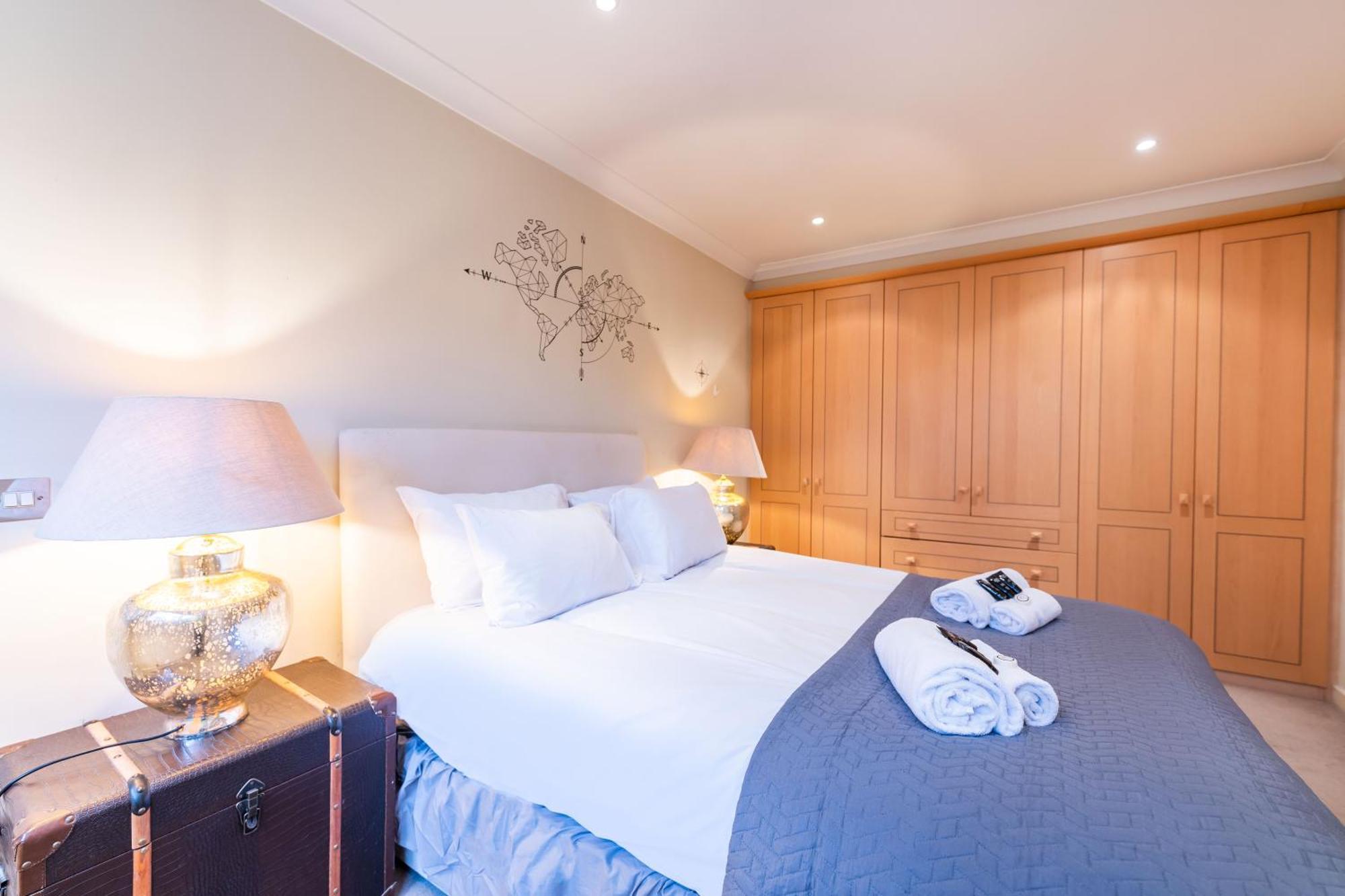Luxury 6 Bedroom House In Southwick Street London Eksteriør bilde
