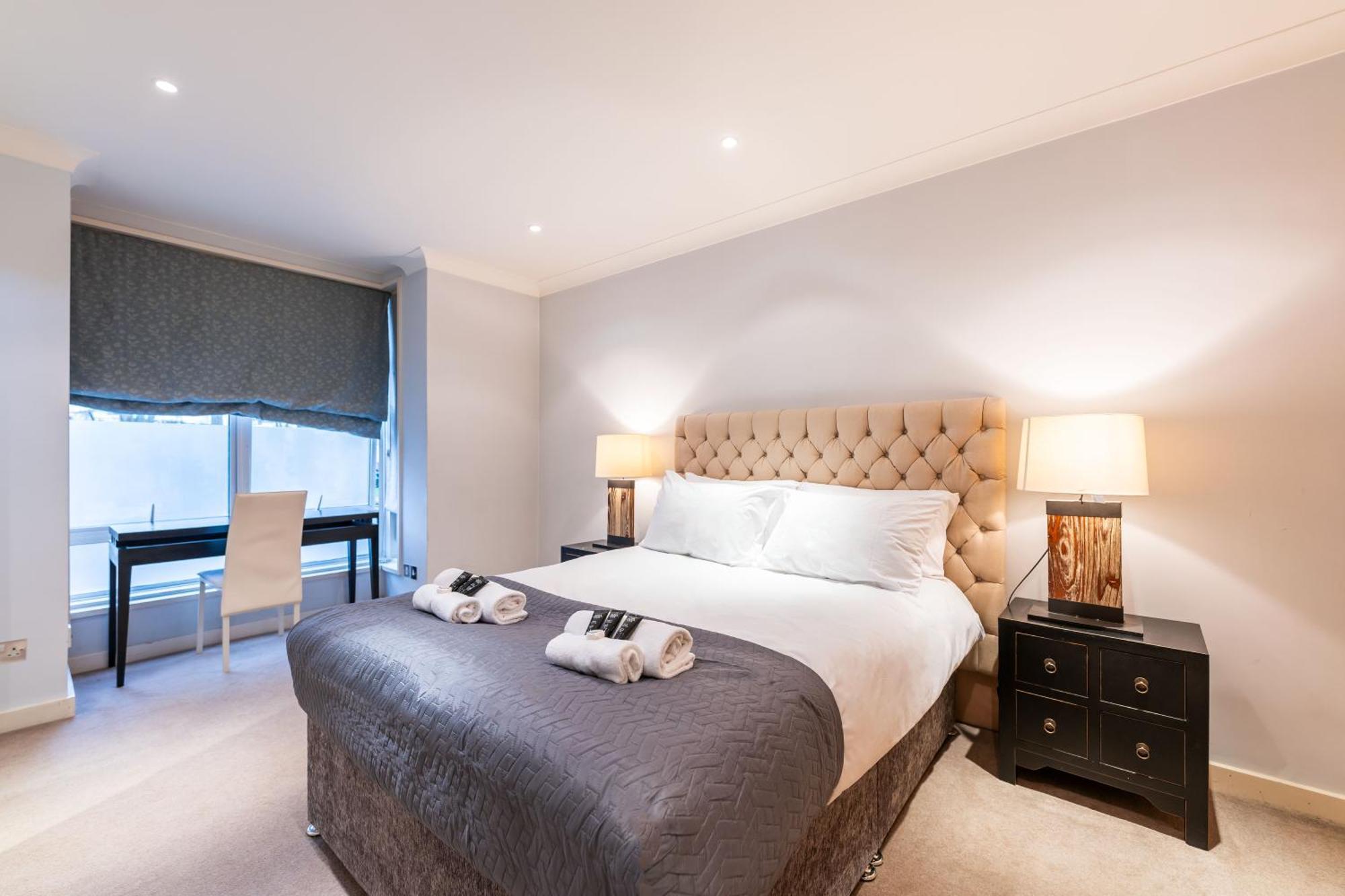 Luxury 6 Bedroom House In Southwick Street London Eksteriør bilde