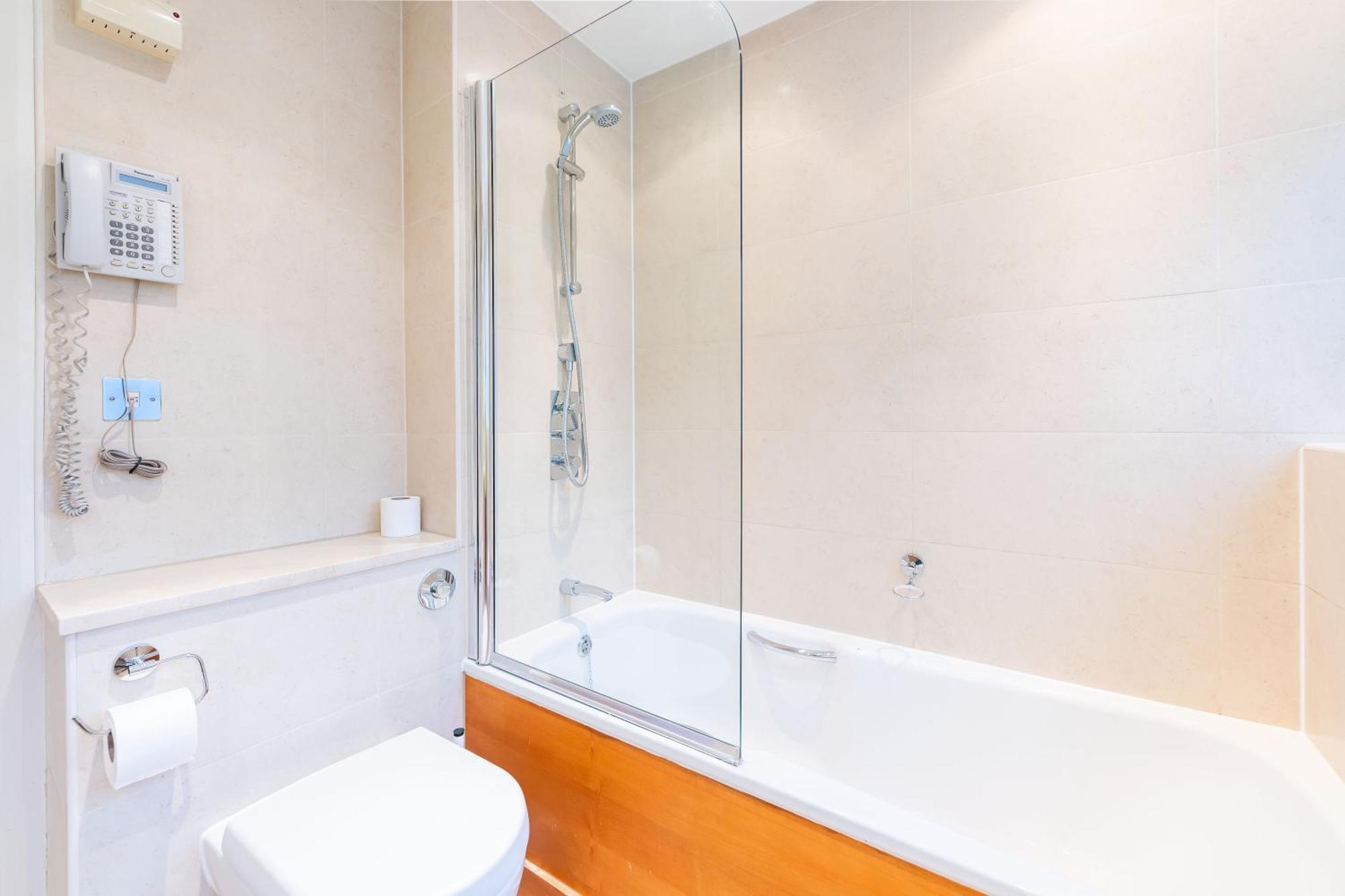 Luxury 6 Bedroom House In Southwick Street London Eksteriør bilde
