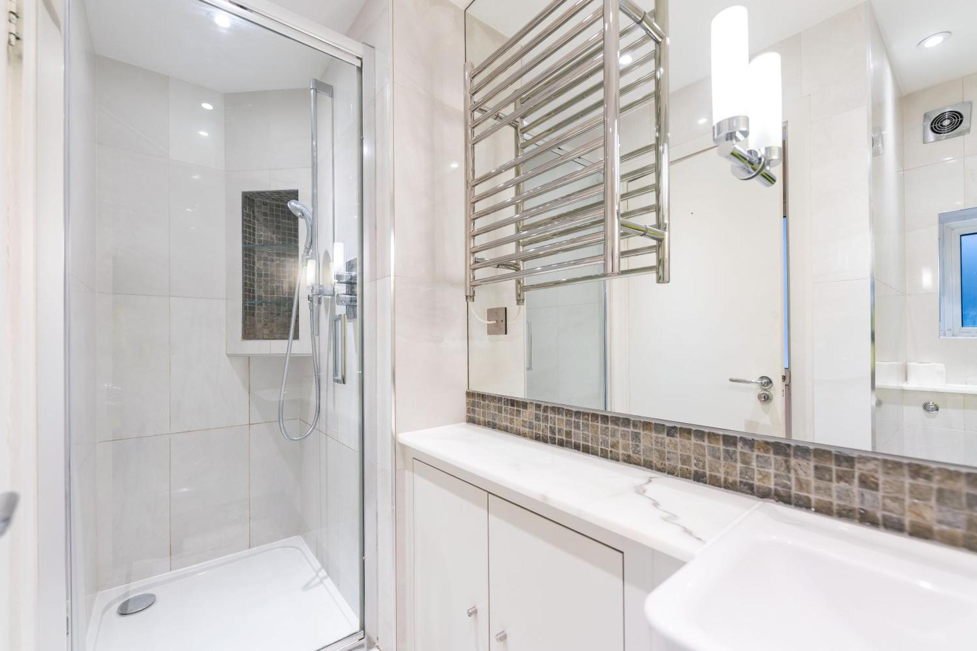 Luxury 6 Bedroom House In Southwick Street London Eksteriør bilde