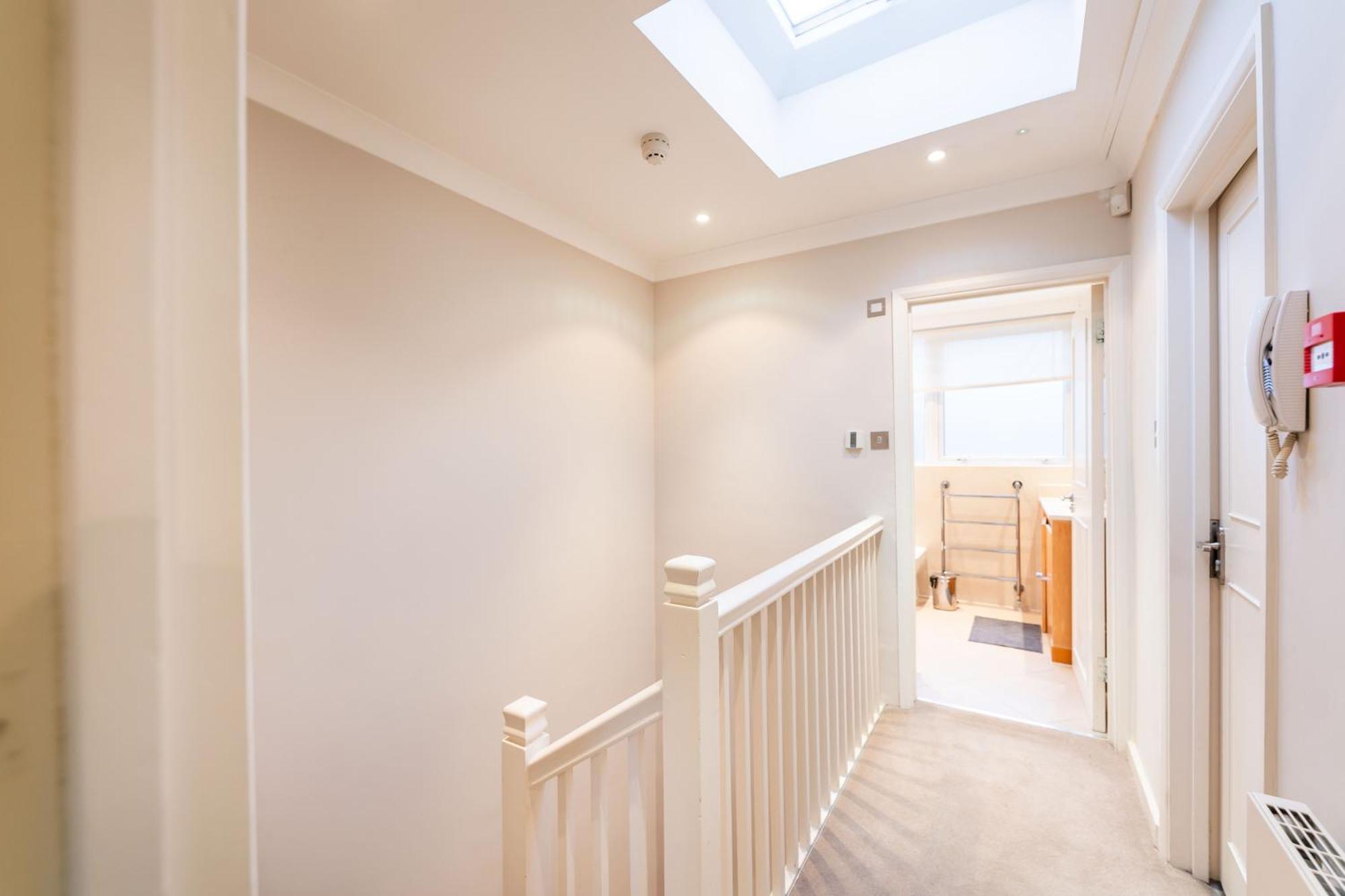 Luxury 6 Bedroom House In Southwick Street London Eksteriør bilde
