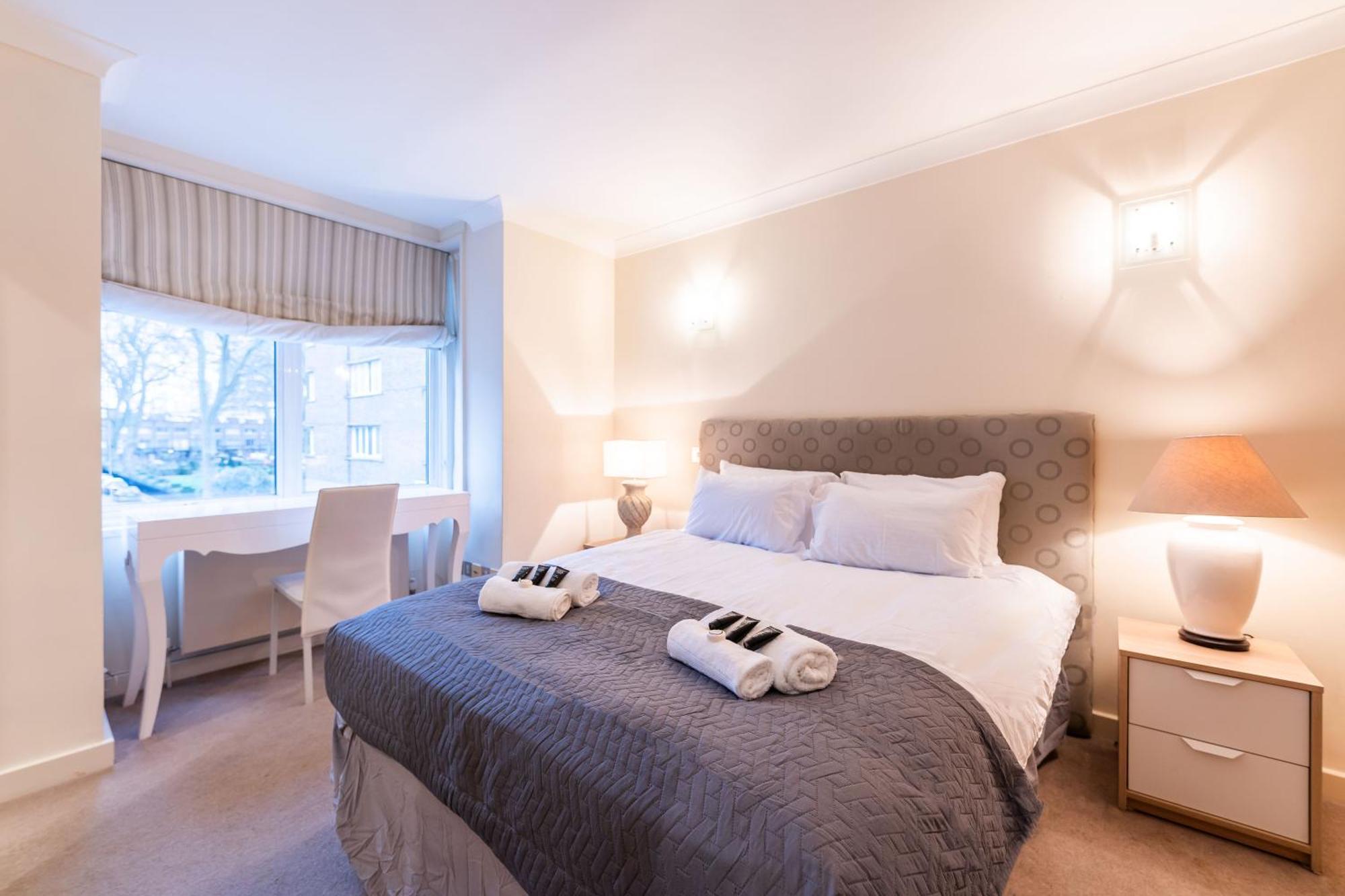 Luxury 6 Bedroom House In Southwick Street London Eksteriør bilde