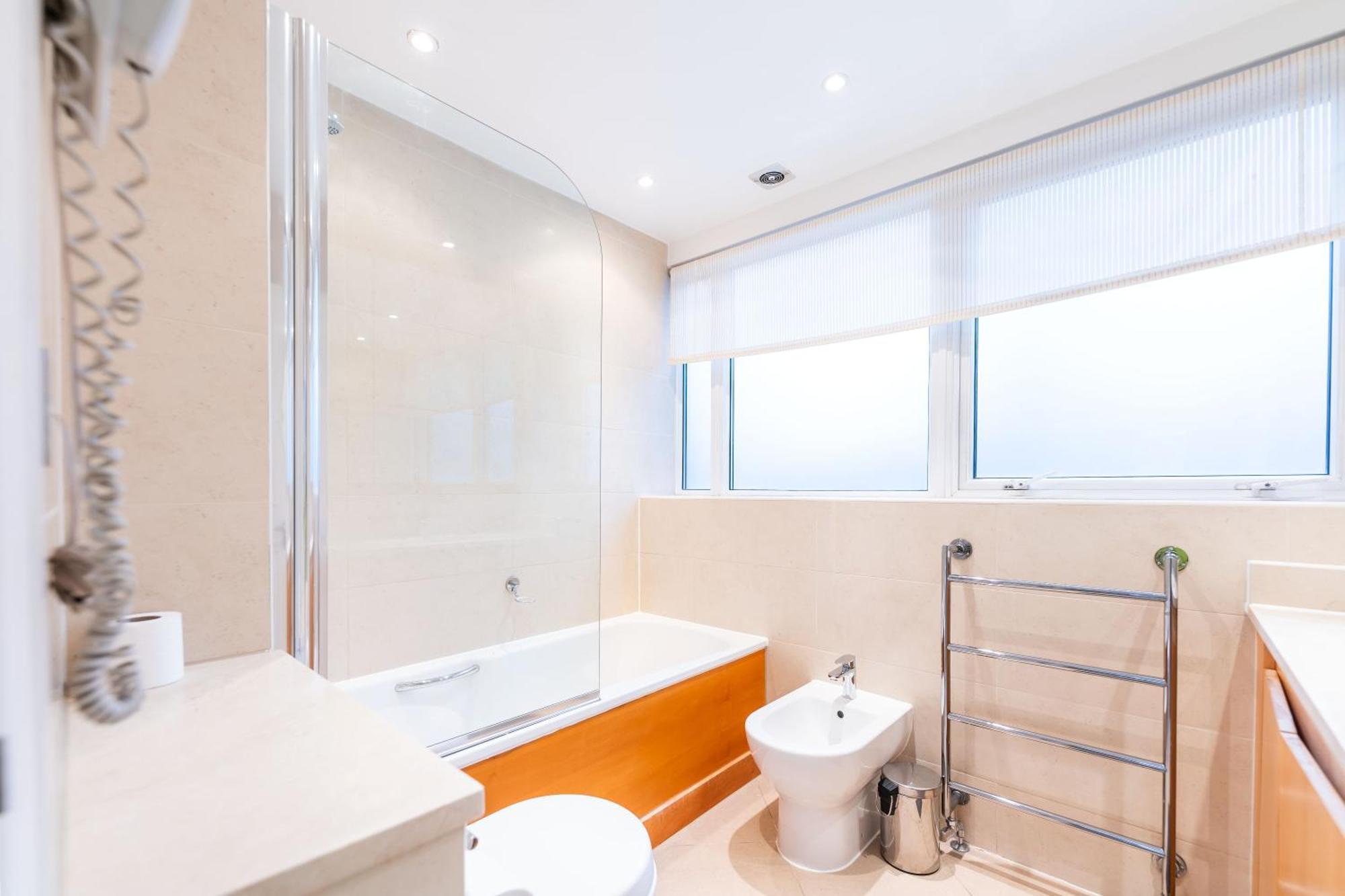 Luxury 6 Bedroom House In Southwick Street London Eksteriør bilde